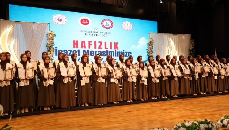 BEUN’da Hafızlık Sevinci: Genç Hafızlar İcazetlerini Aldı