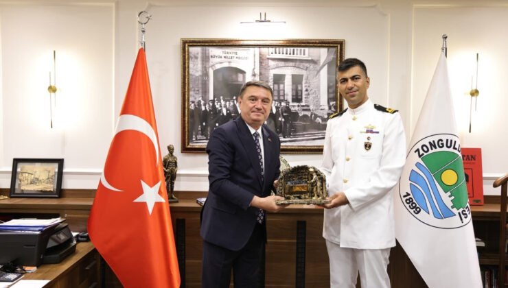 TCG Kilimli Gemisi Komutanlarından Başkan Erdem’e Ziyaret