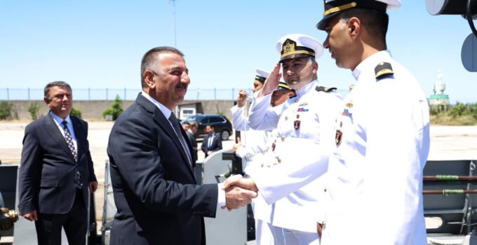 Vali Hacıbektaşoğlu’ndan TCG Kilimli Gemisi’ne Ziyaret