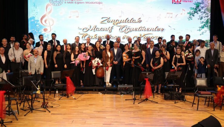Zonguldak Valisi Osman Hacıbektaşoğlu, Maarif Öğretmenler Korosu konserine katıldı