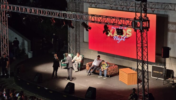 Ünlü komedyen Hayrettin, Karadeniz Ereğli’de kahkaha dolu gece yaşattı