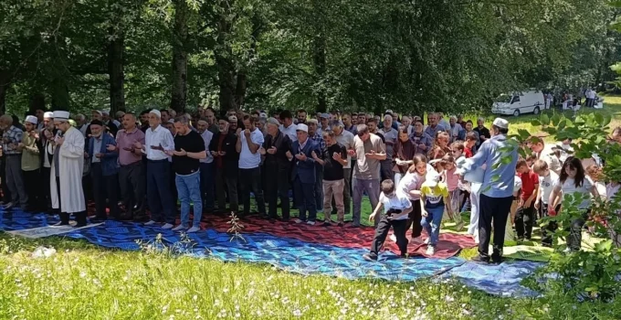 Bilecik Güde Köyü Yağmur Ve Şükür Duasında