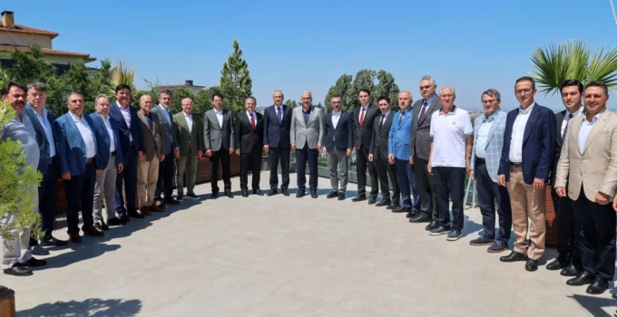 Bursa'Da Görev Yeri Değişen Kaymakamlar Için Veda Programı Düzenlendi