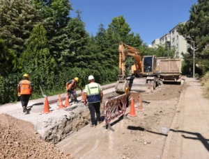 Bursa İnegöl'De Büyüşehir'Den Altyapı Hamlesi