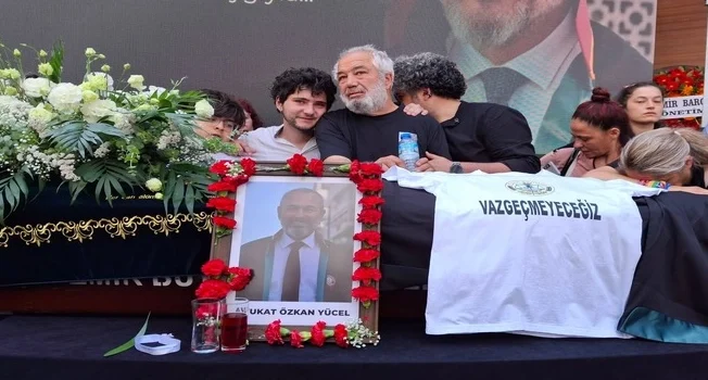 İzmir Barosu Eski Başkanı Özkan Yücel'E Hüzünlü Veda