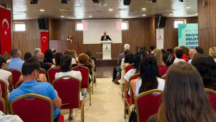 İzmir’in Evde Bakım Modeli Masaya Yatırıldı