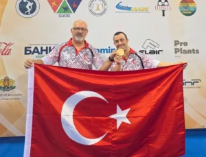 İzmirli Sporcudan Tarihi Başarı