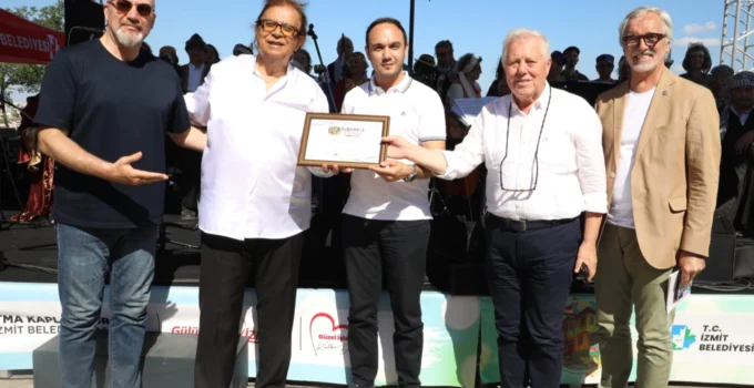İzmit Kapanca’da Türk Dünyası Ezgileri Yankılandı