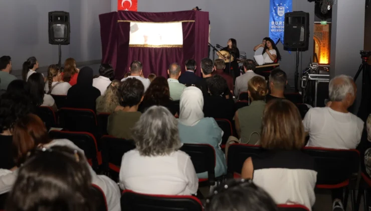Karagöz Sanatı Bursalı Gençlerin Yorumuyla Geleceğe Taşındı