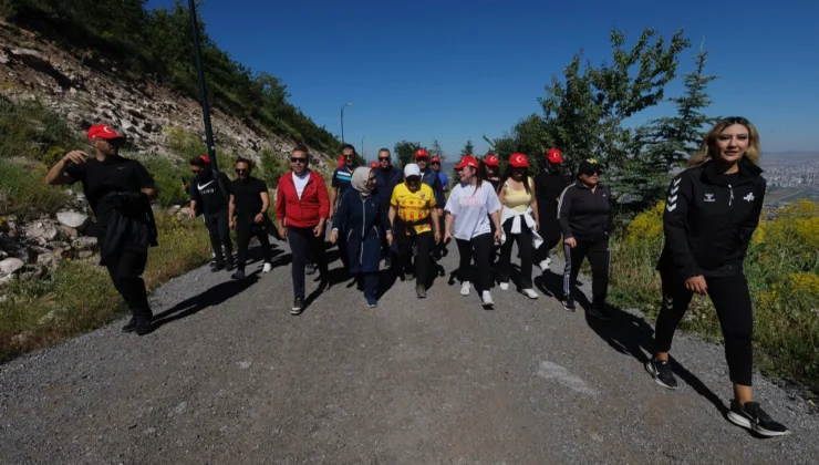 Kayseri Büyükşehir'Den Yaza Merhaba Doğa Yürüyüşü