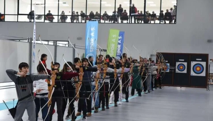 Kayseri'De Spor Okullarında Yaz Dönemi Başladı