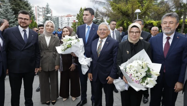 Kayseri Iki Bakanı Birden Ağırladı
