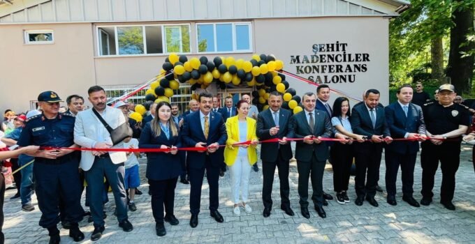 Kilimli’de Şehit Madenciler Konferans Salonu törenle açıldı