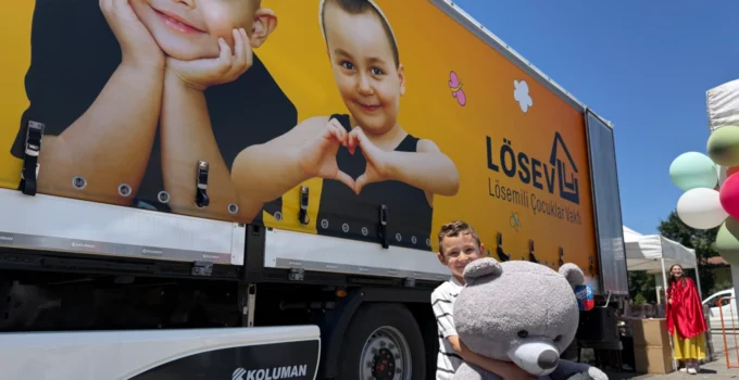 Lösev’in 'İyilik Tırı' Marmaralı Ailelerle Buluştu