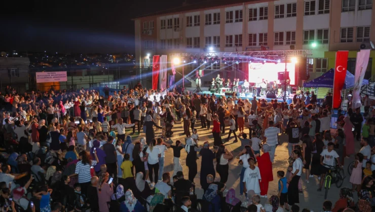 Mahallemde Konser Var Başlıyor