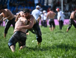 Manisa'Da Pehlivanlar Yuntdağı'Nda Er Meydanında