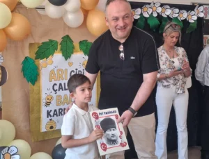 Öğrenciler Karnelerine Kavuştular