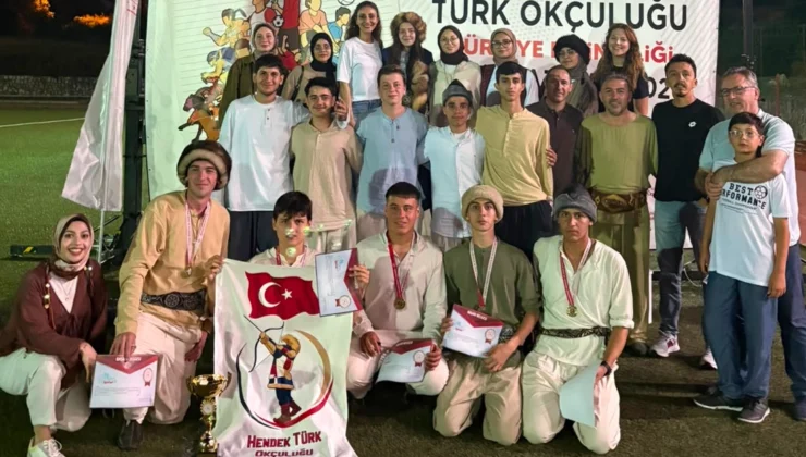 Sakarya'Da Hendek Anadolu İhl Türkiye Şampiyonu Oldu