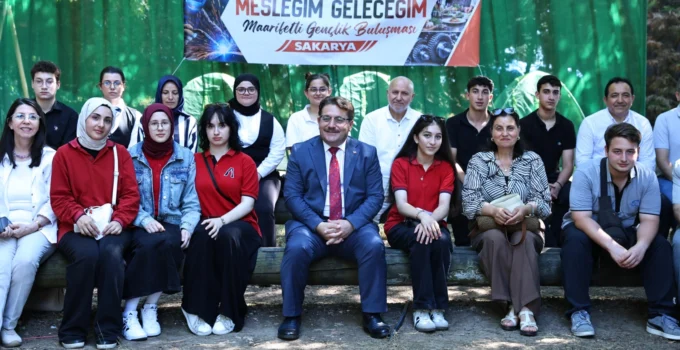 Sakarya'Da &Quot;Mesleğim Geleceğim, Marifetli Gençlik Buluşması&Quot; Macera Park’ta Gerçekleştirildi