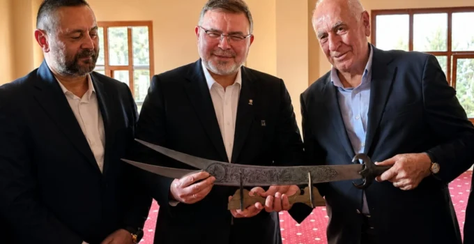 İzmir Karşıyaka'Da Muharrem Lokması Buluşması