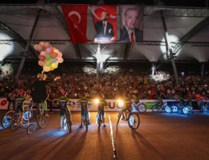 Tüm Dünya Sakarya’yı Izledi