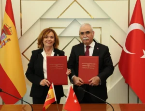 Türkiye Ve İspanya Anayasa Mahkemeleri Arasında Iş Birliği Anlaşması Imzalandı