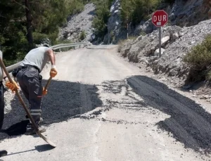 Alanya’da Kırsal Mahalle Yollarına Yaz Bakımı