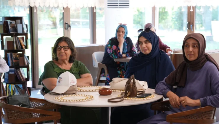 Kocaeli Ana Kafe’de Farkındalık Dolu Söyleşi