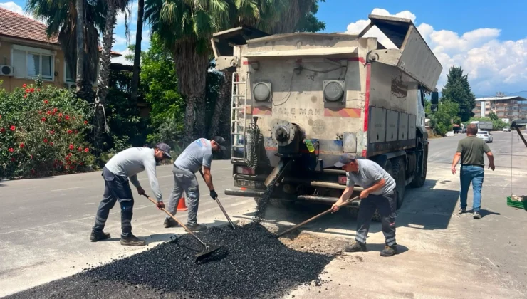 Antalya Finike’de Yollar Yenileniyor