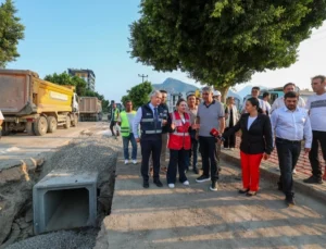 Antalya Konyaaltı'Ndaki Altyapı Yatırımlarına Sıkı Denetim