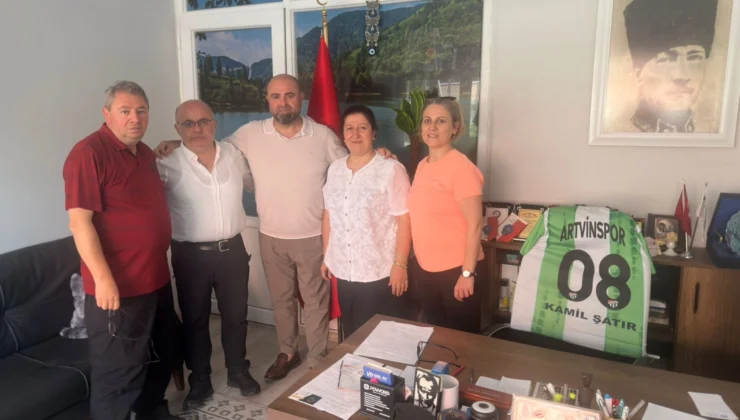 Artvinspor’dan Şatır Ailesine Ziyaret