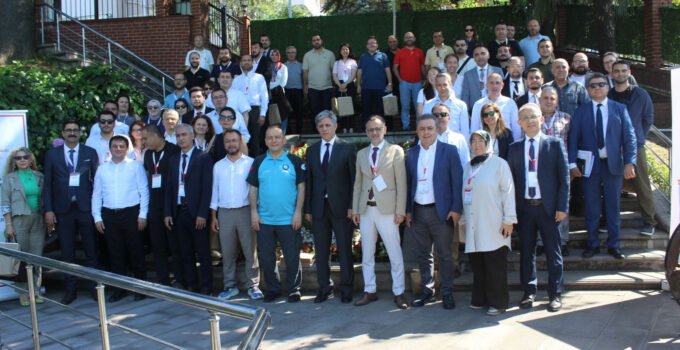 Zonguldak’ta 5 ilin sağlık müdürü acil hasta sevkleri için bir araya geldi