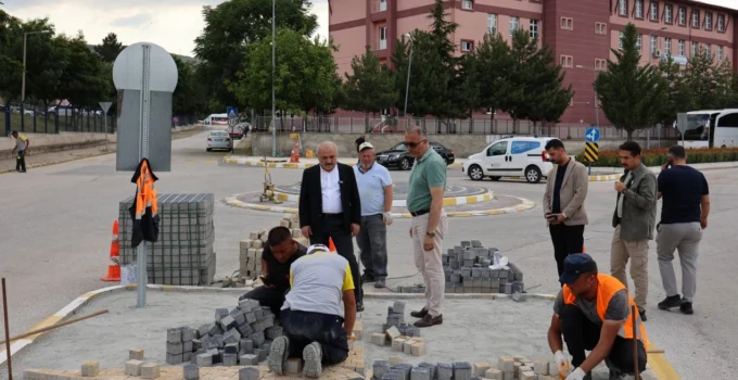 Başkan Esen’den Sahaya Yakın Takip