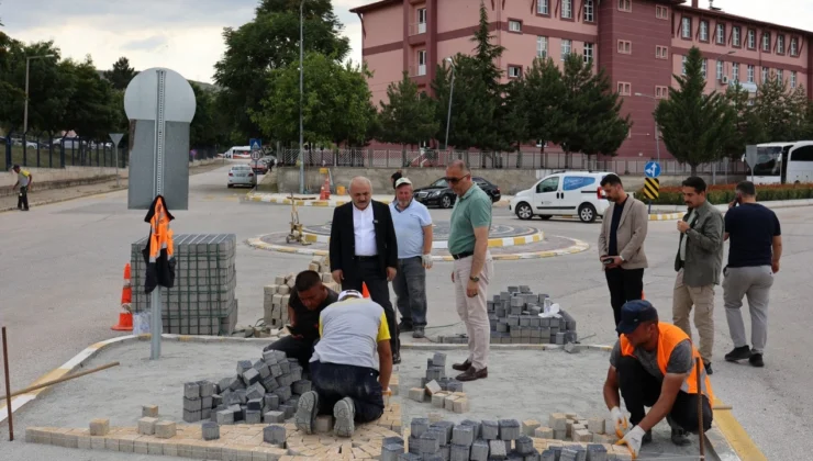 Başkan Esen’den Sahaya Yakın Takip