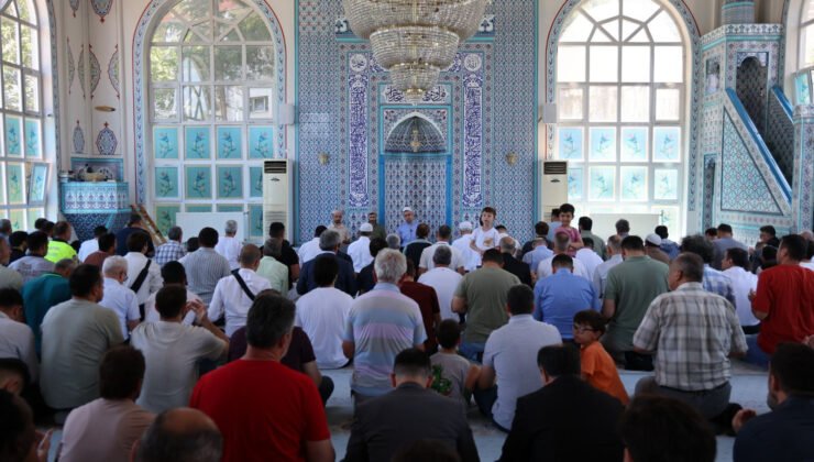 BEUN’da Millî İradenin Kahramanları Saygı, Rahmet ve Minnetle Anıldı