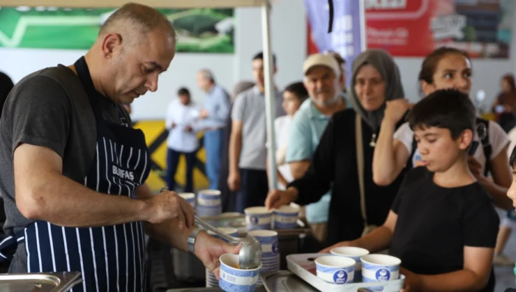 Bursa Büyükşehir Ikramlara Gürsu'Da Devam Etti