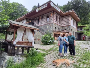 Bursa’dan Memleketine Döndü, Artvin’in Doğasını Dünyaya Tanıtıyor