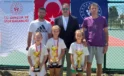 Bursa Osmangazi’nin Raketleri Madalyaları Topladı