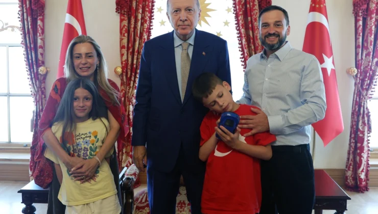 Cumhurbaşkanı Erdoğan, &Quot;Cake Not Hate&Quot; Kampanyasıyla Tanınan Joshua Harris'I Ağırladı