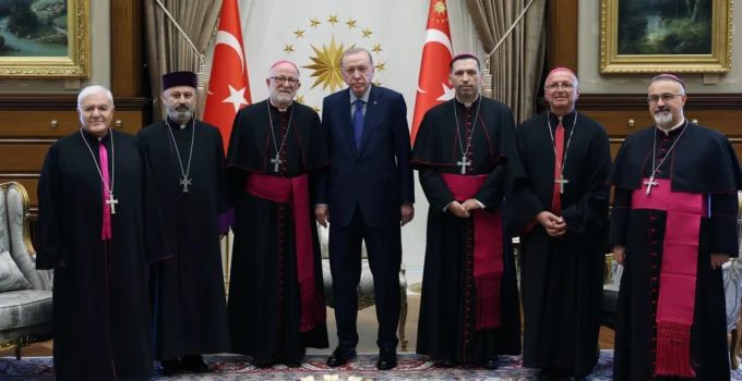 Cumhurbaşkanı Erdoğan, Külliye'De Ağırladı