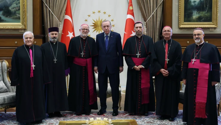 Cumhurbaşkanı Erdoğan, Külliye'De Ağırladı