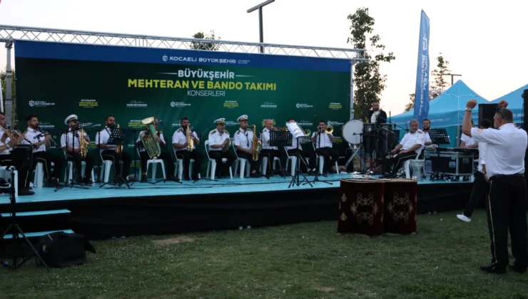 Derince’de Tarih Ve Nostalji Ezgilerle Hayat Buldu