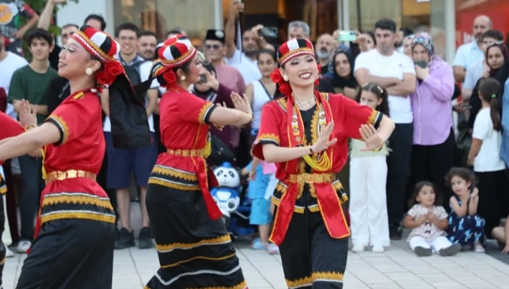 Festival Coşkusu Bursa İnegöl’ün Dört Bir Yanını Sardı