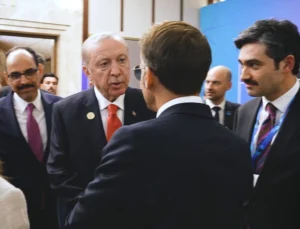 Fransa Cumhurbaşkanı Macron'Dan Mevkidaş Paylaşımı