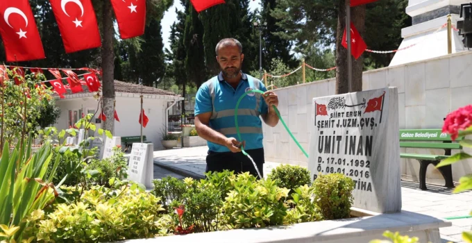 Gebze'De Mezarlık Ve Şehitliklere Kapsamlı Bakım