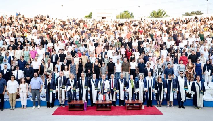 Genç Hukukçular Deü’de Yemin Etti