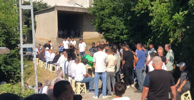 İstanbul’daki Kazada Can Veren Onur Korkmaz, Memleketinde Toprağa Verildi