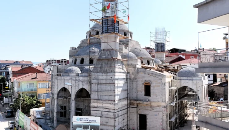 İzmir'De Kuruçeşme Merkez Camii Yeni Yüzüne Kavuşuyor