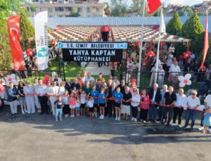 İzmit Belediyesinden Hizmet Atağı: Yahya Kaptan Kütüphanesi Açıldı