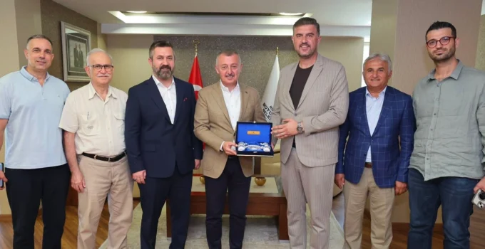 Kocaeli'De Başkan Büyükakın Stk Temsilcilerini Ağırladı